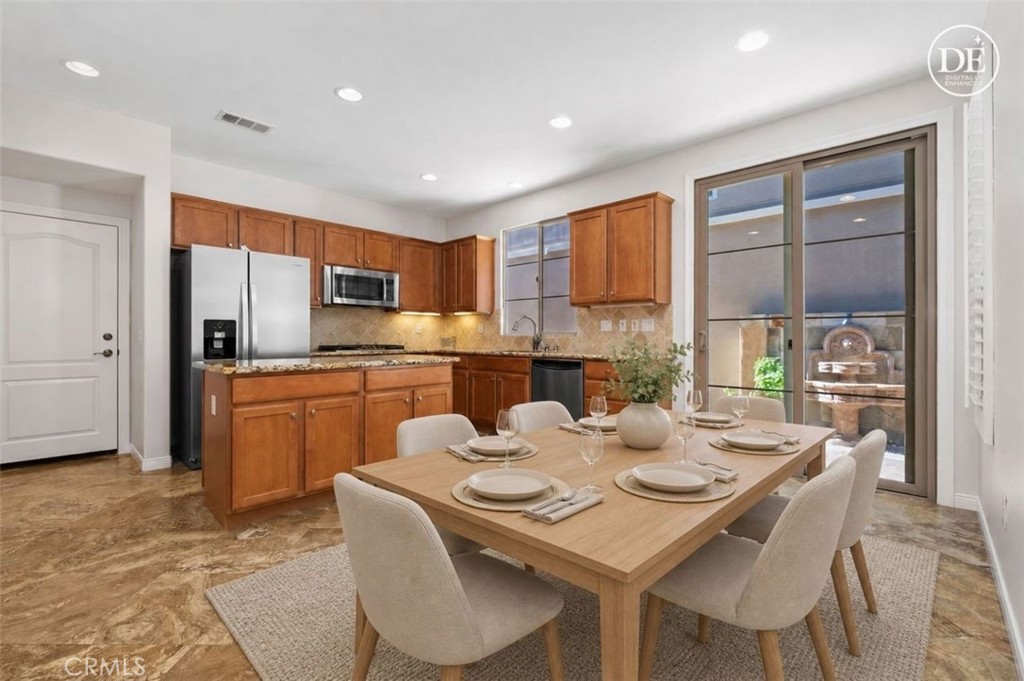 182 Rhapsody Property Photo 12