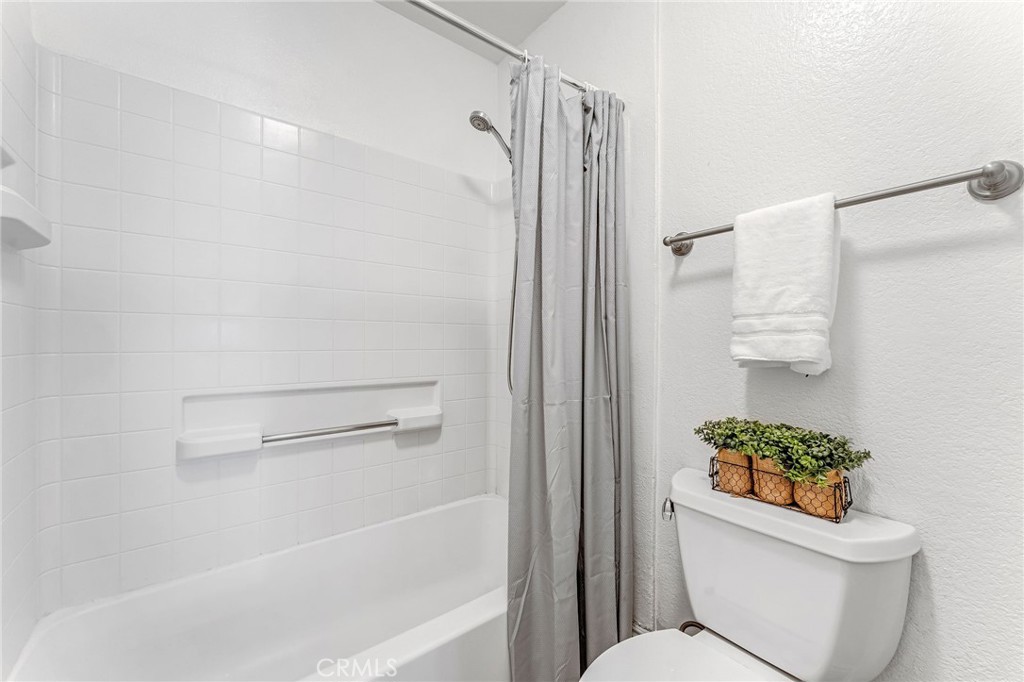2550 San Gabriel 105 Property Photo 22