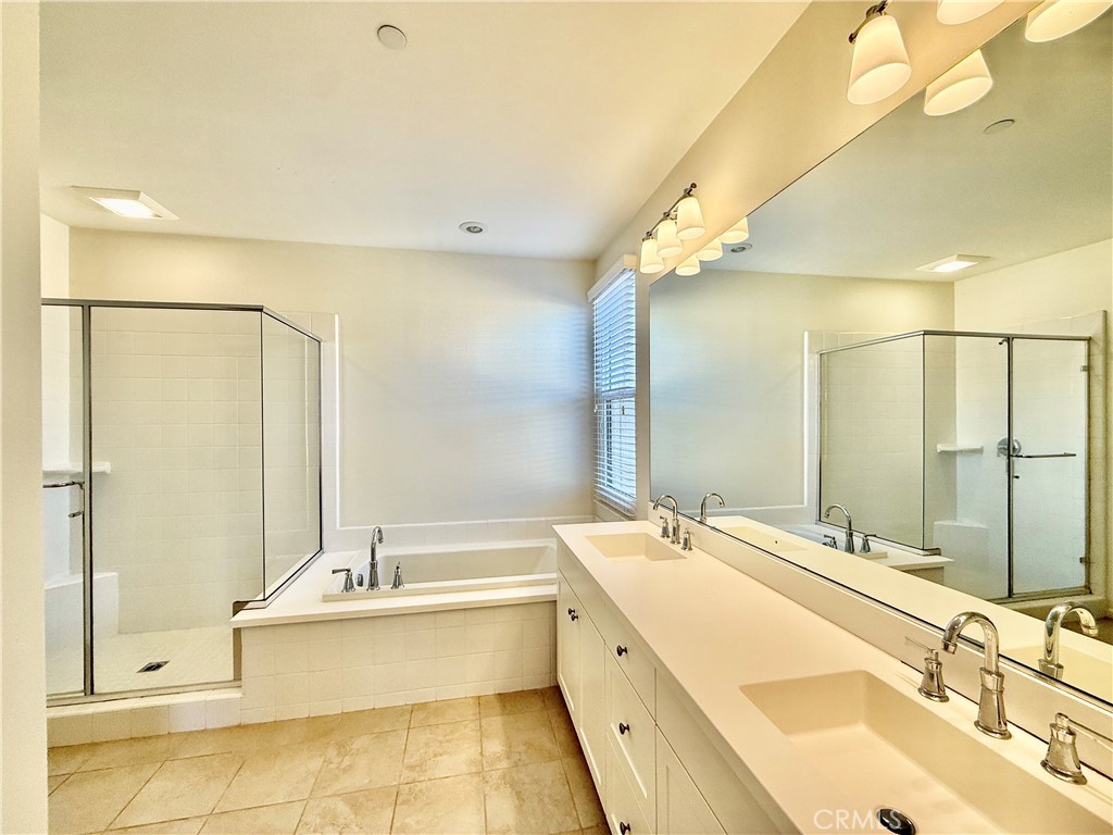 112 Crescent Moon Property Photo 16