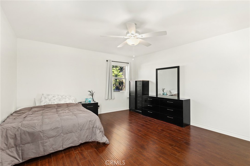 737 N Rose Street Property Photo 22