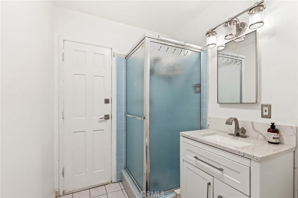 737 N Rose Street Property Photo 24