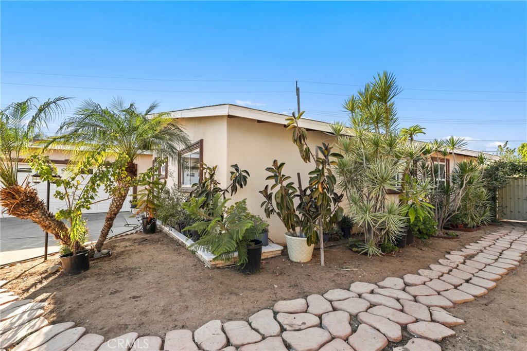 737 N Rose Street Property Photo 44