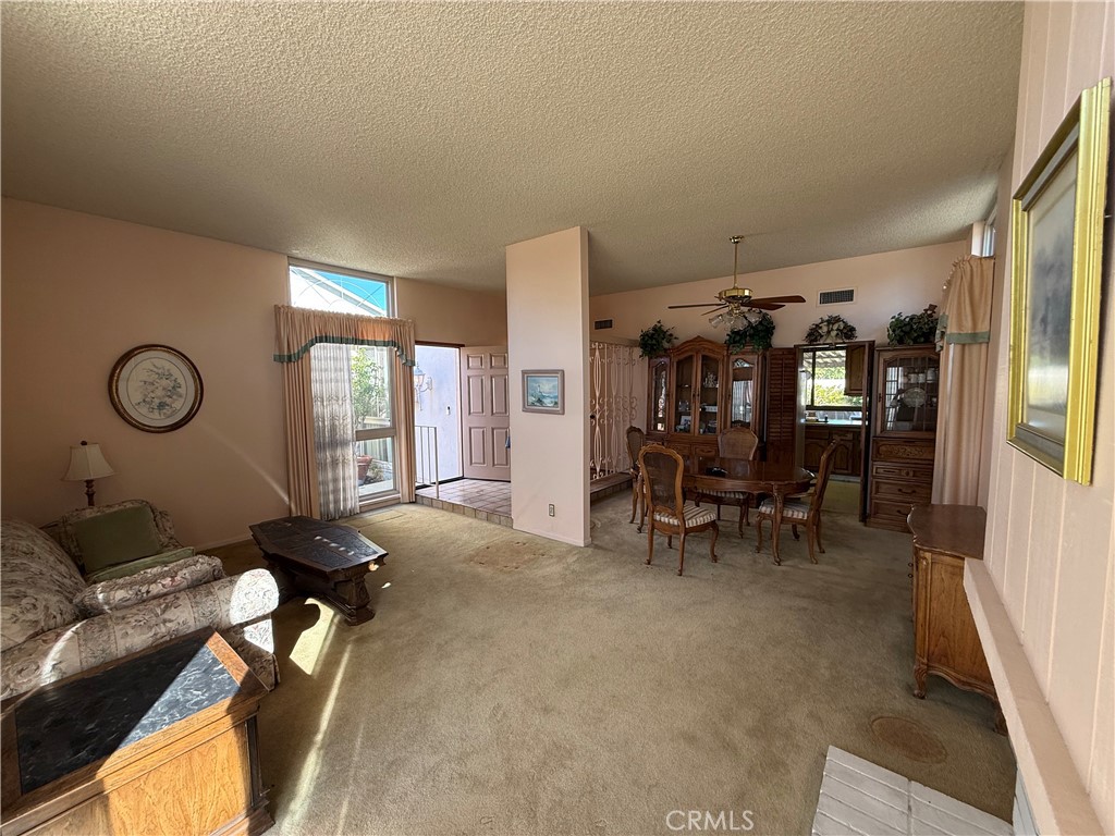 11247 Park Street Property Photo 4