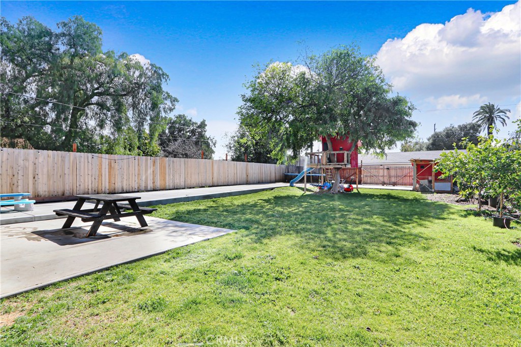 128 E Penn Property Photo 18