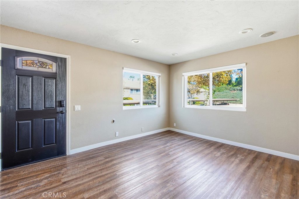 25652 Rimgate Dr 14h Property Photo 5