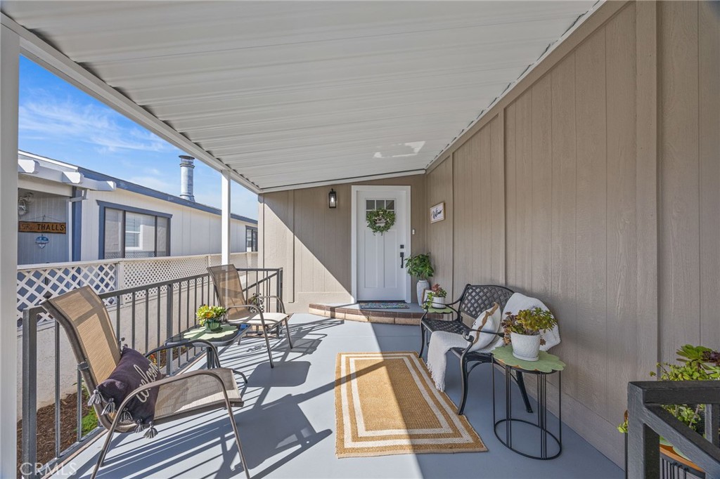 1352 Clear Lake Drive 71 Property Photo 4