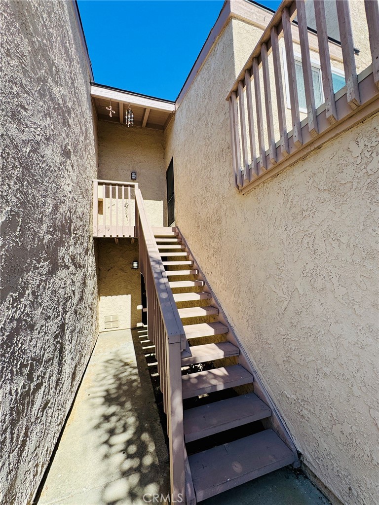 1404 California Street 4 Property Photo 1