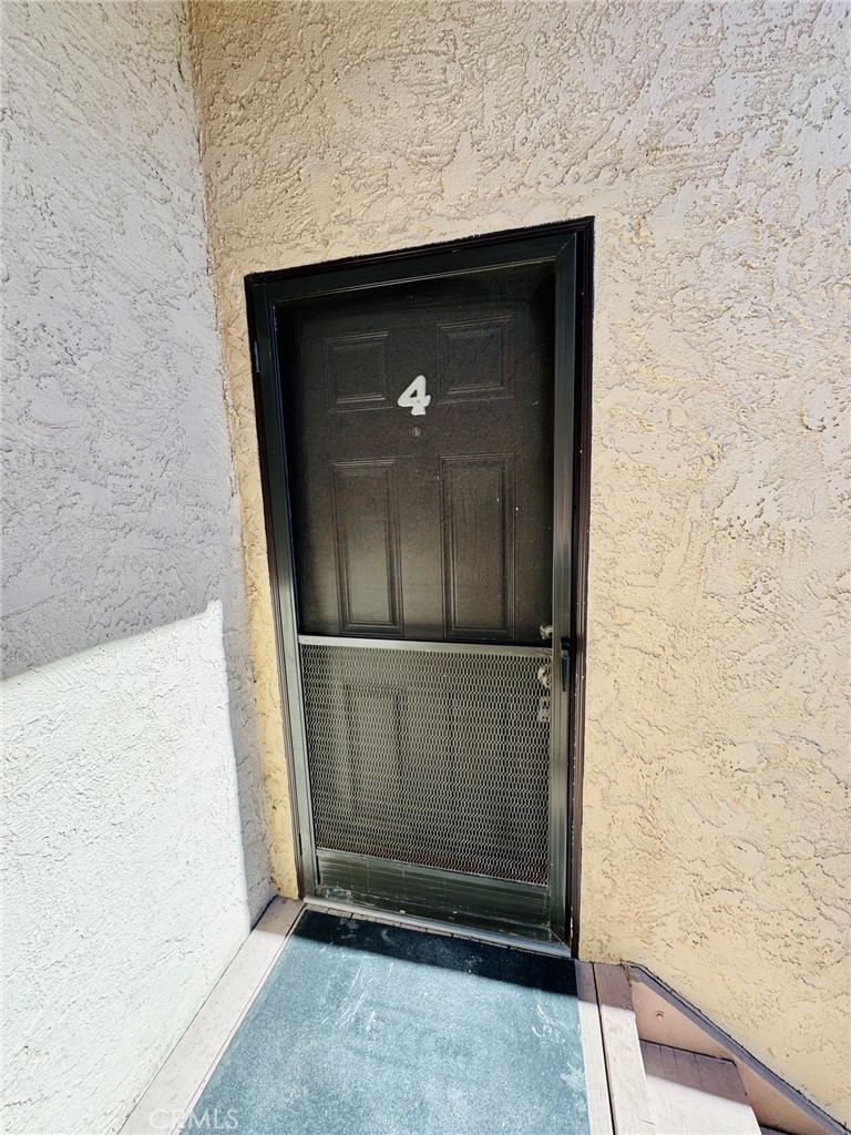 1404 California Street 4 Property Photo 2