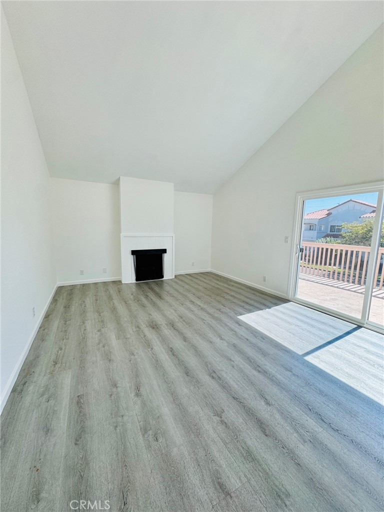 1404 California Street 4 Property Photo 7
