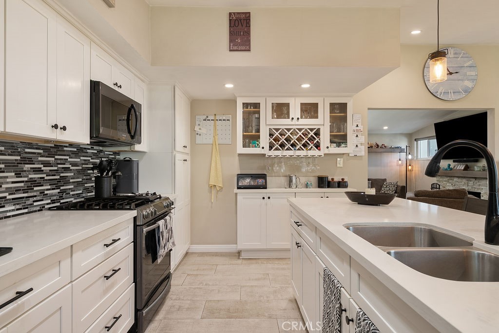 200 Wake Forest Property Photo 9