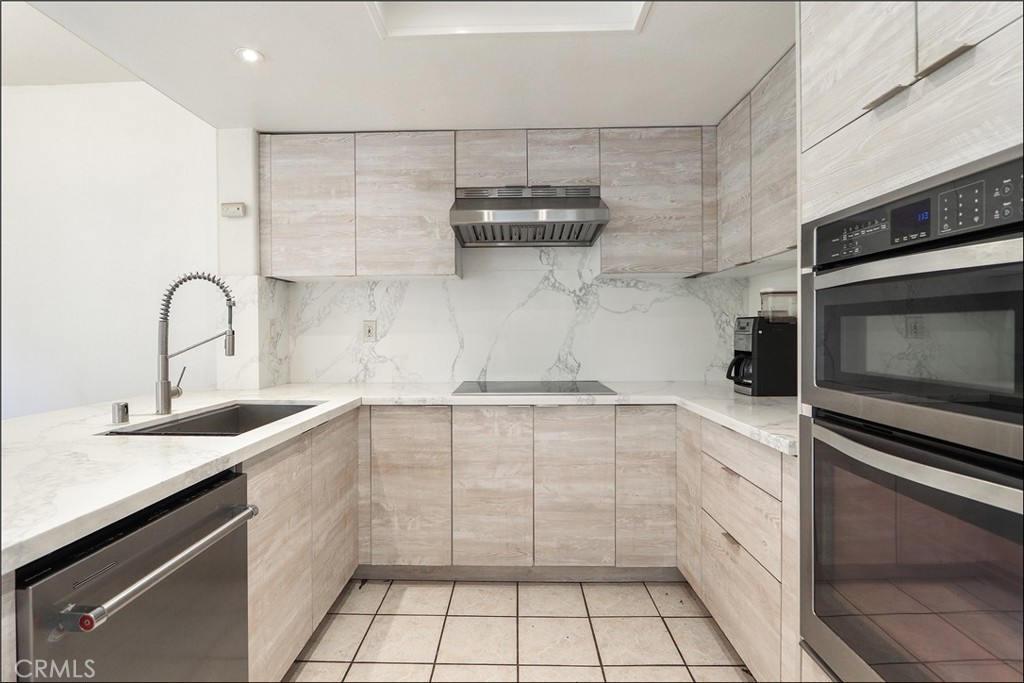 73 Giotto Property Photo 8