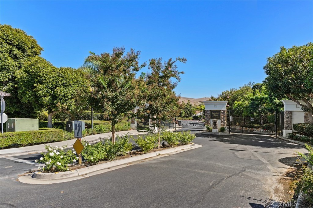 28096 Paseo Hacienda Property Photo 25