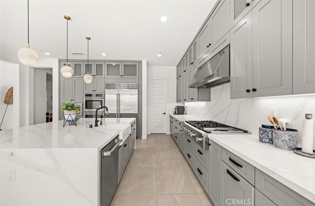 18331 Creek Property Photo 15