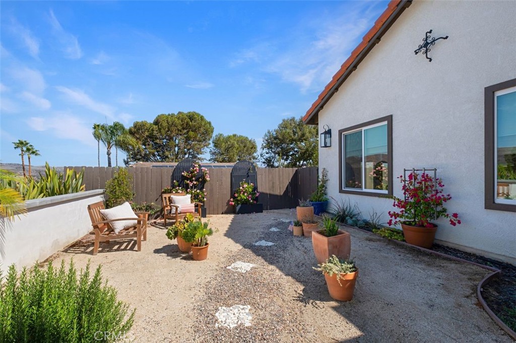 2886 Calle Heraldo Property Photo 7