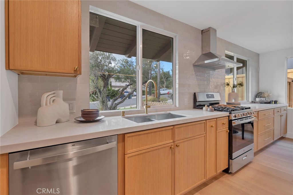 25732 Via Viento Property Photo 5