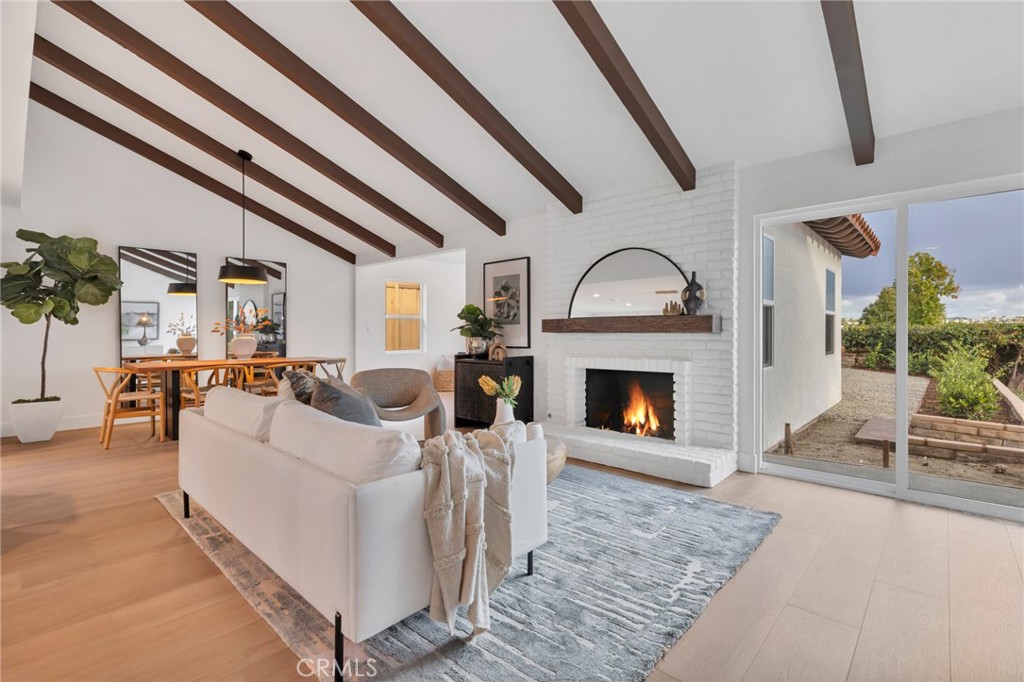 25732 Via Viento Property Photo 6