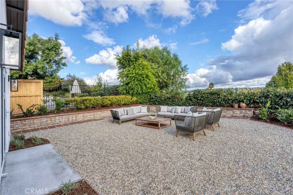 25732 Via Viento Property Photo 8
