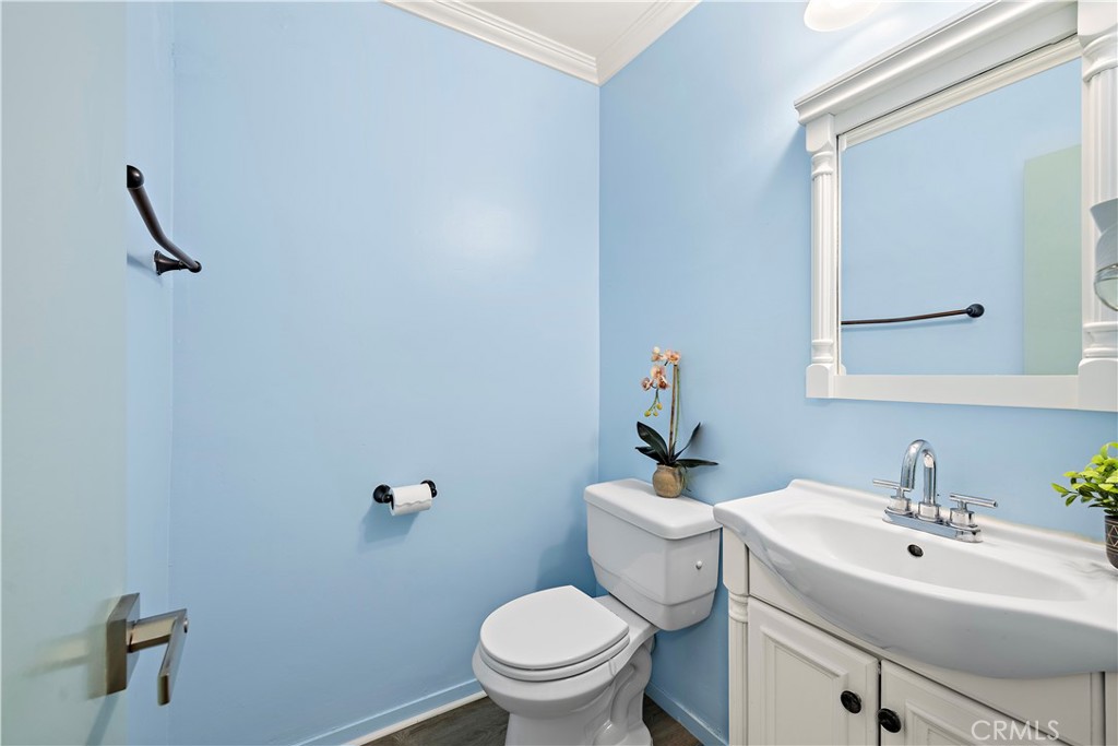 335 Cedar Ave #315 Property Photo 4
