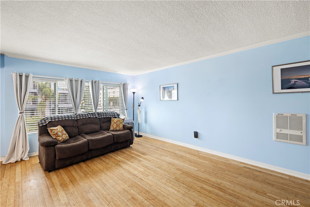 335 Cedar Ave #315 Property Photo 12