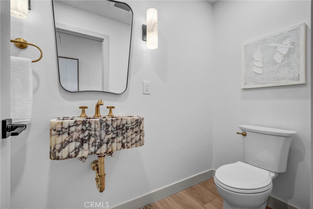 5851 Snead Property Photo 12