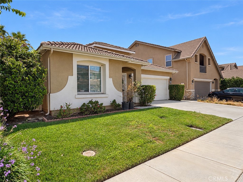 13018 Acacia Property Photo 2