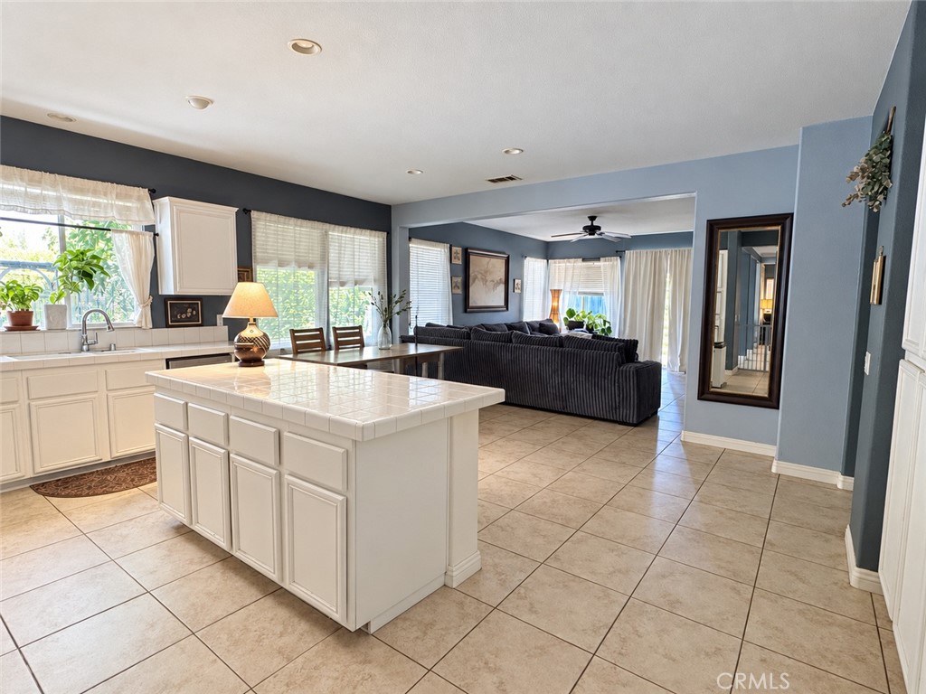 13018 Acacia Property Photo 9