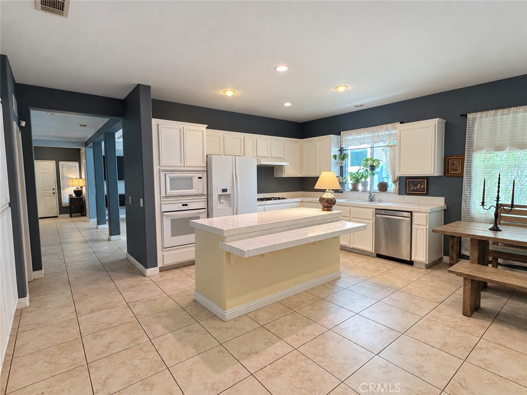 13018 Acacia Property Photo 10