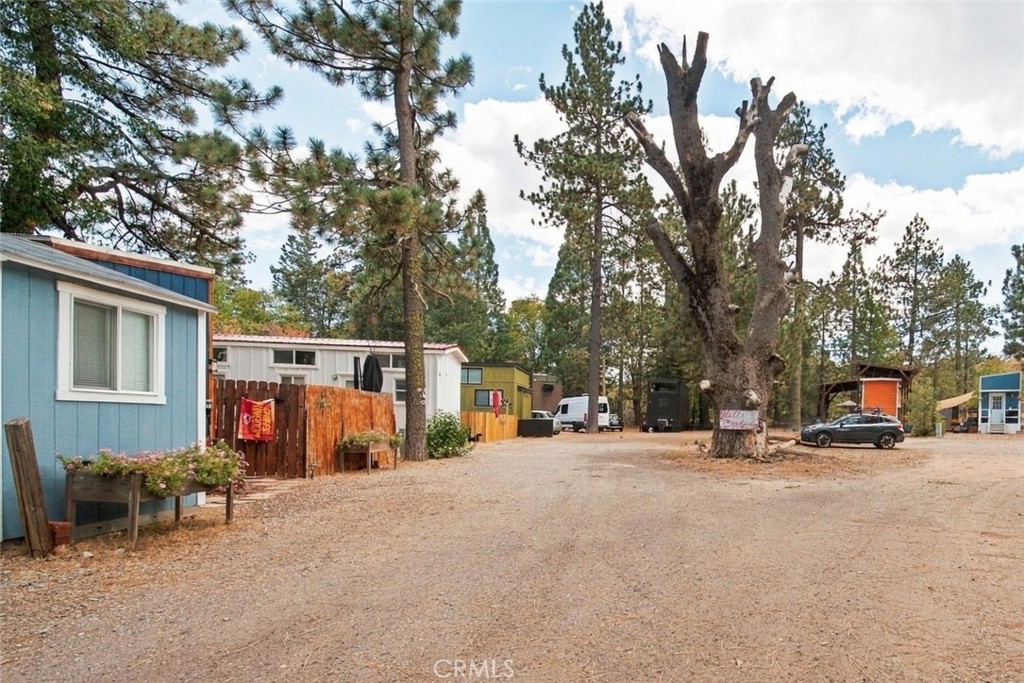 9849 Sunrise Hwy Property Photo 2