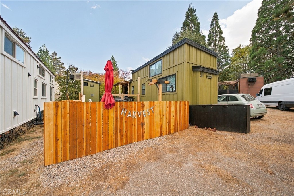 9849 Sunrise Hwy Property Photo 7