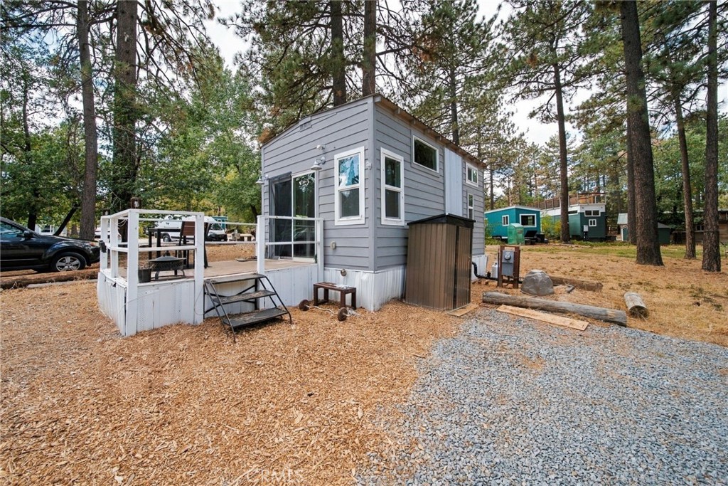 9849 Sunrise Hwy Property Photo 12
