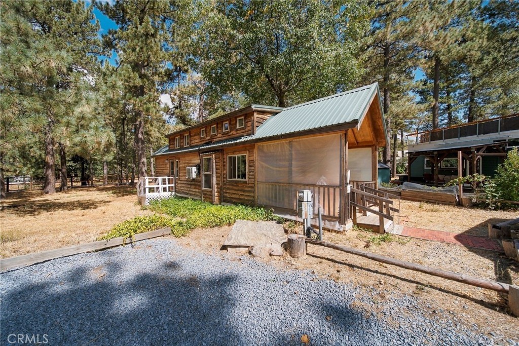 9849 Sunrise Hwy Property Photo 14