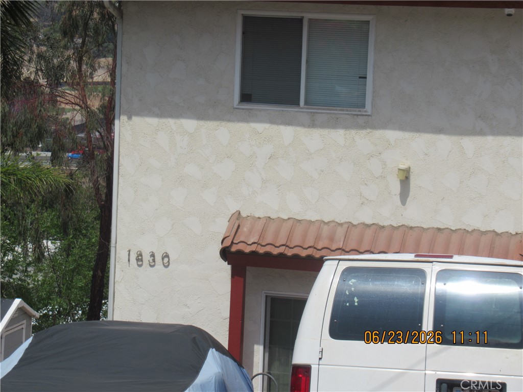 1830 Helix Property Photo 2