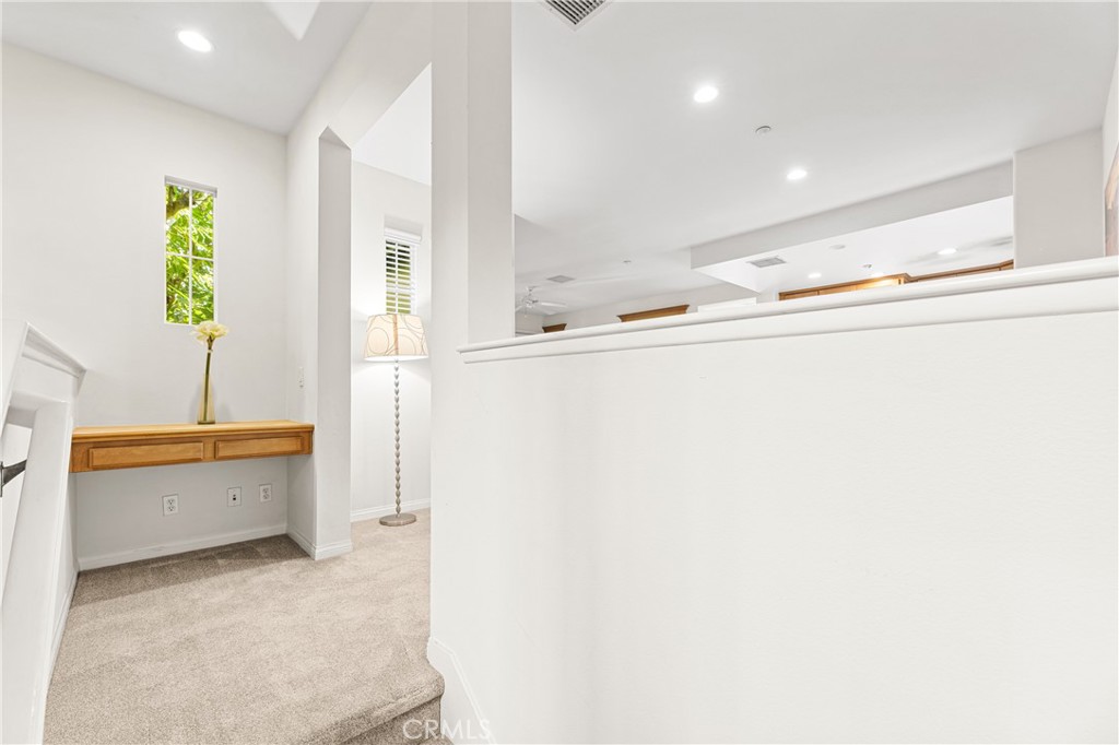 32 Perennial Property Photo 9