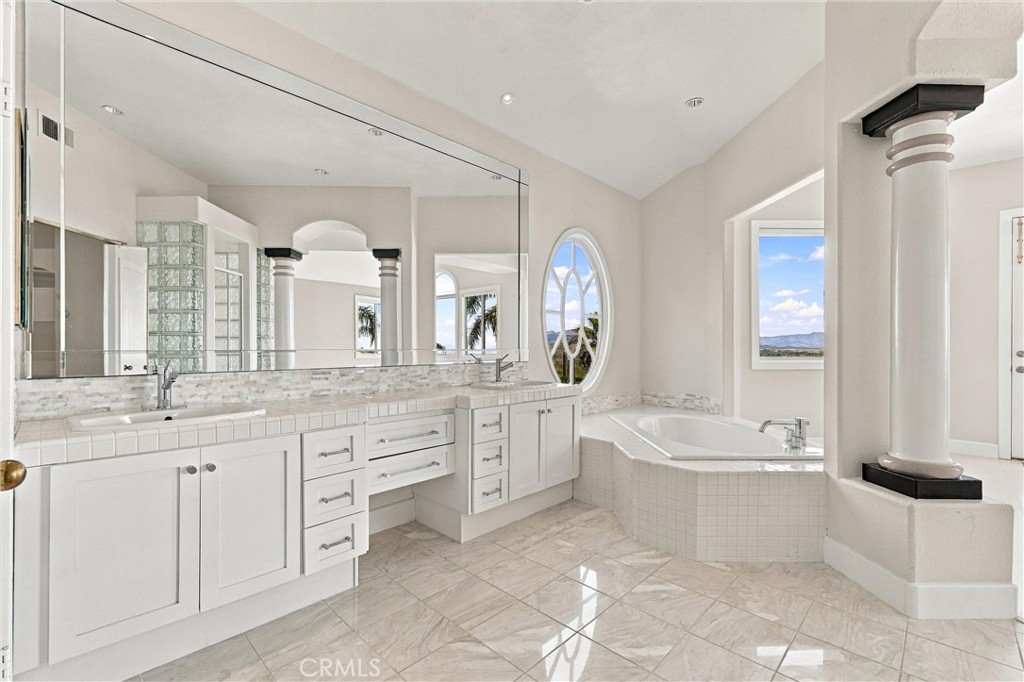 30832 La Brise Property Photo 38