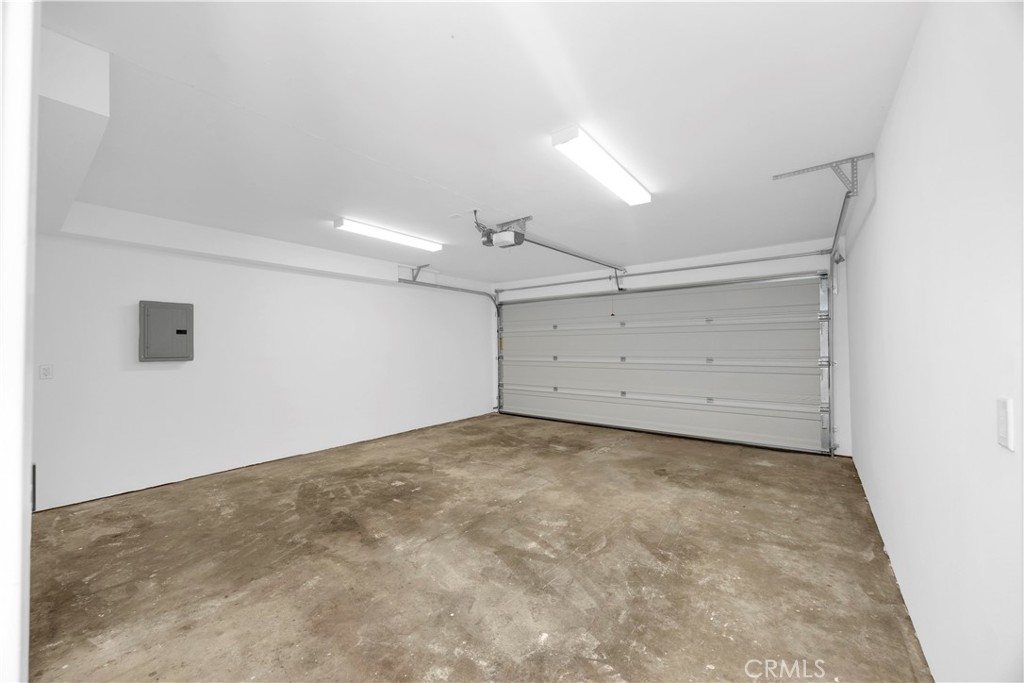 806 W Balboa Boulevard Front Property Photo 30