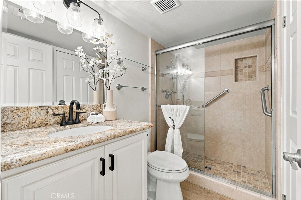 22942 Arija Property Photo 18