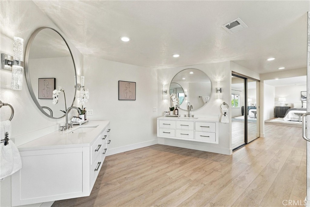 22942 Arija Property Photo 27