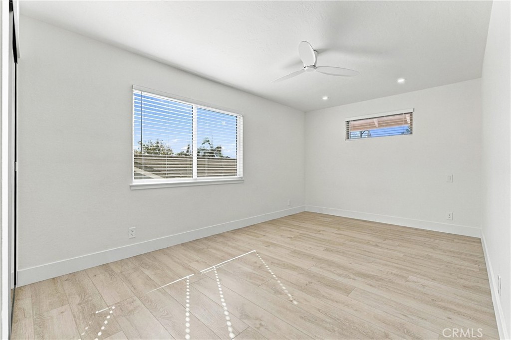 22942 Arija Property Photo 32