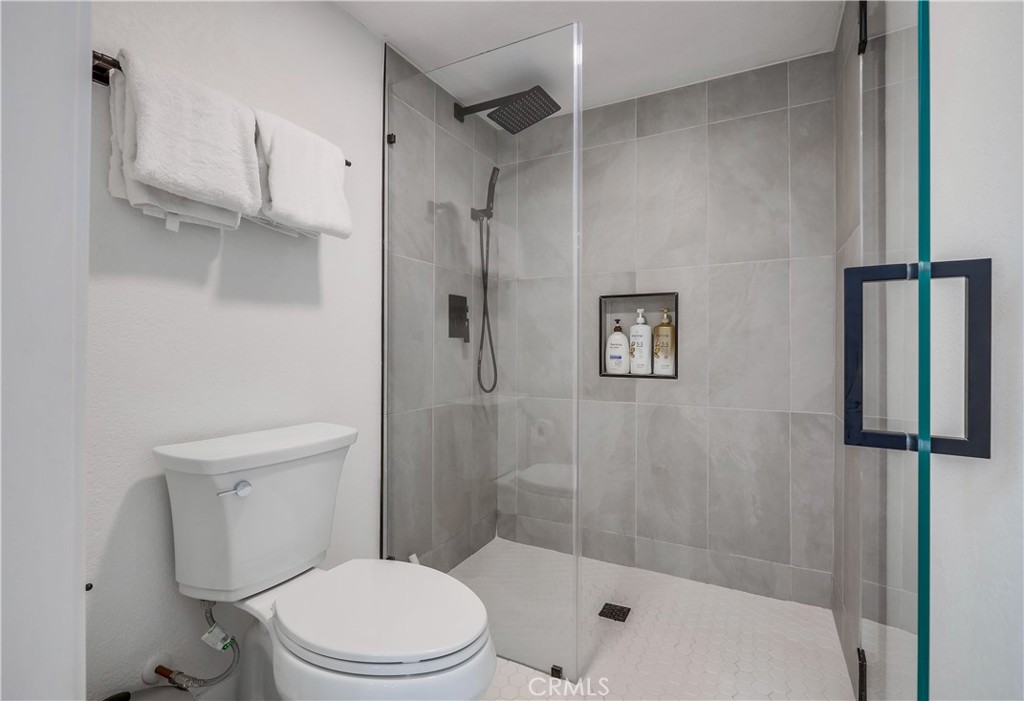 26 Corniche Drive D Property Photo 27
