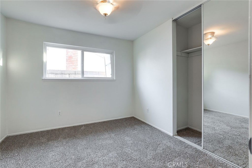 20061 N New Britain Property Photo 9
