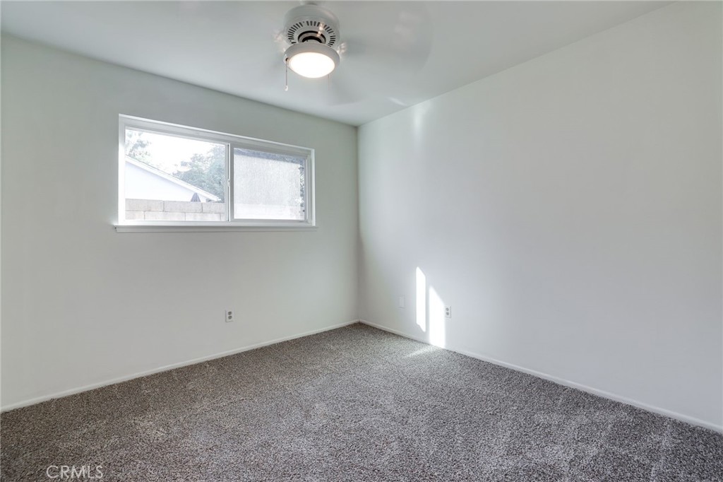 20061 N New Britain Property Photo 10