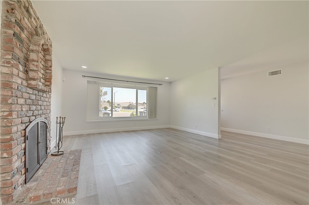 11883 Mayflower Court Property Photo 2