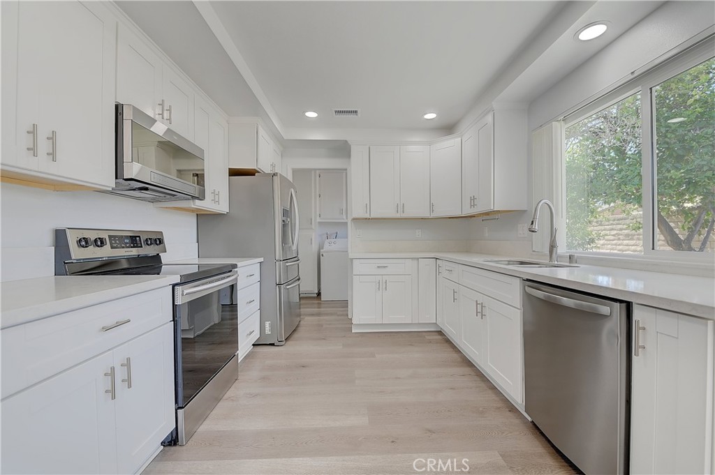 11883 Mayflower Court Property Photo 17