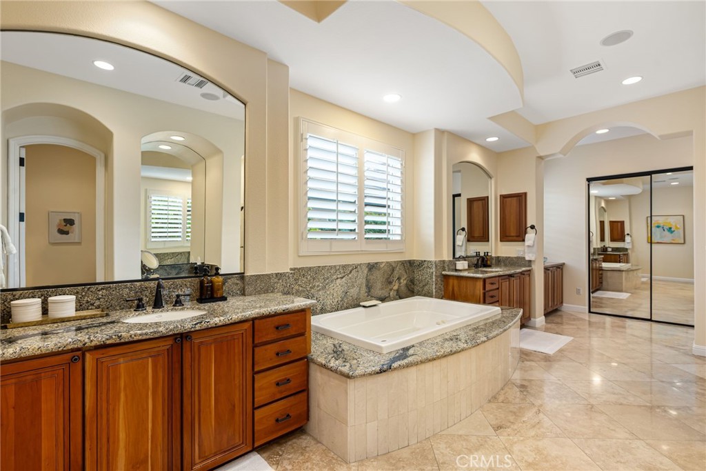56255 Mountain View Drive Property Photo 49