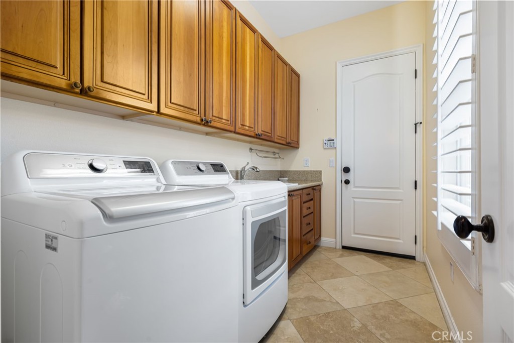 56255 Mountain View Drive Property Photo 61