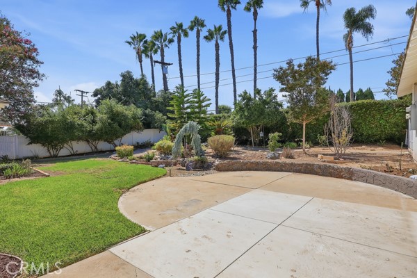 1111 Carol Street Property Photo 33