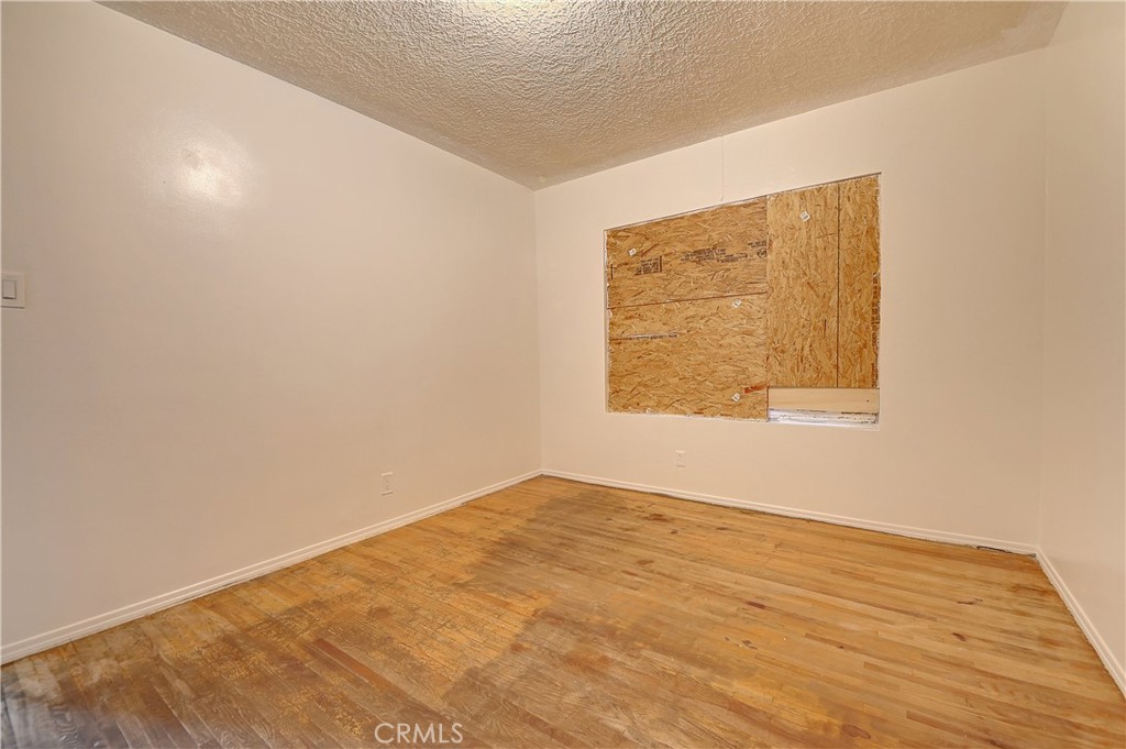 364 W Ofarrell Street Property Photo 23