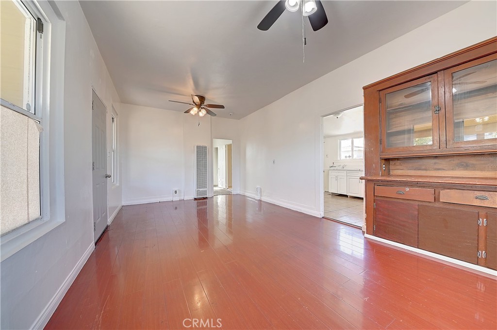 364 W Ofarrell Street Property Photo 29