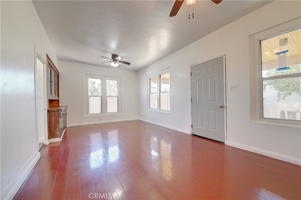 364 W Ofarrell Street Property Photo 31