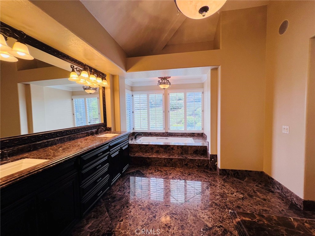 17 Halsey Avenue Property Photo 22